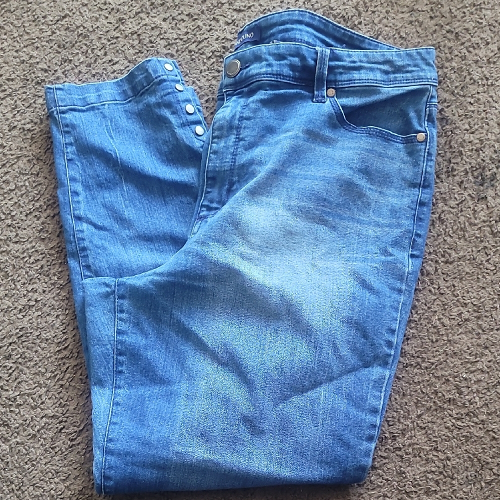 Bandolino Classic Blue Jeans
